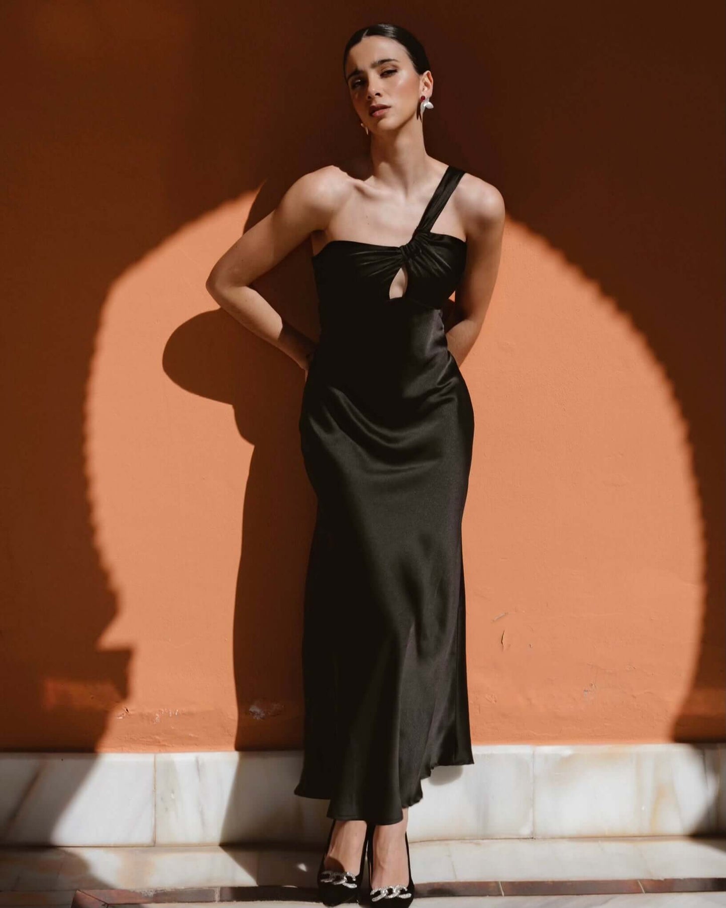 Vestido asimetrico negro