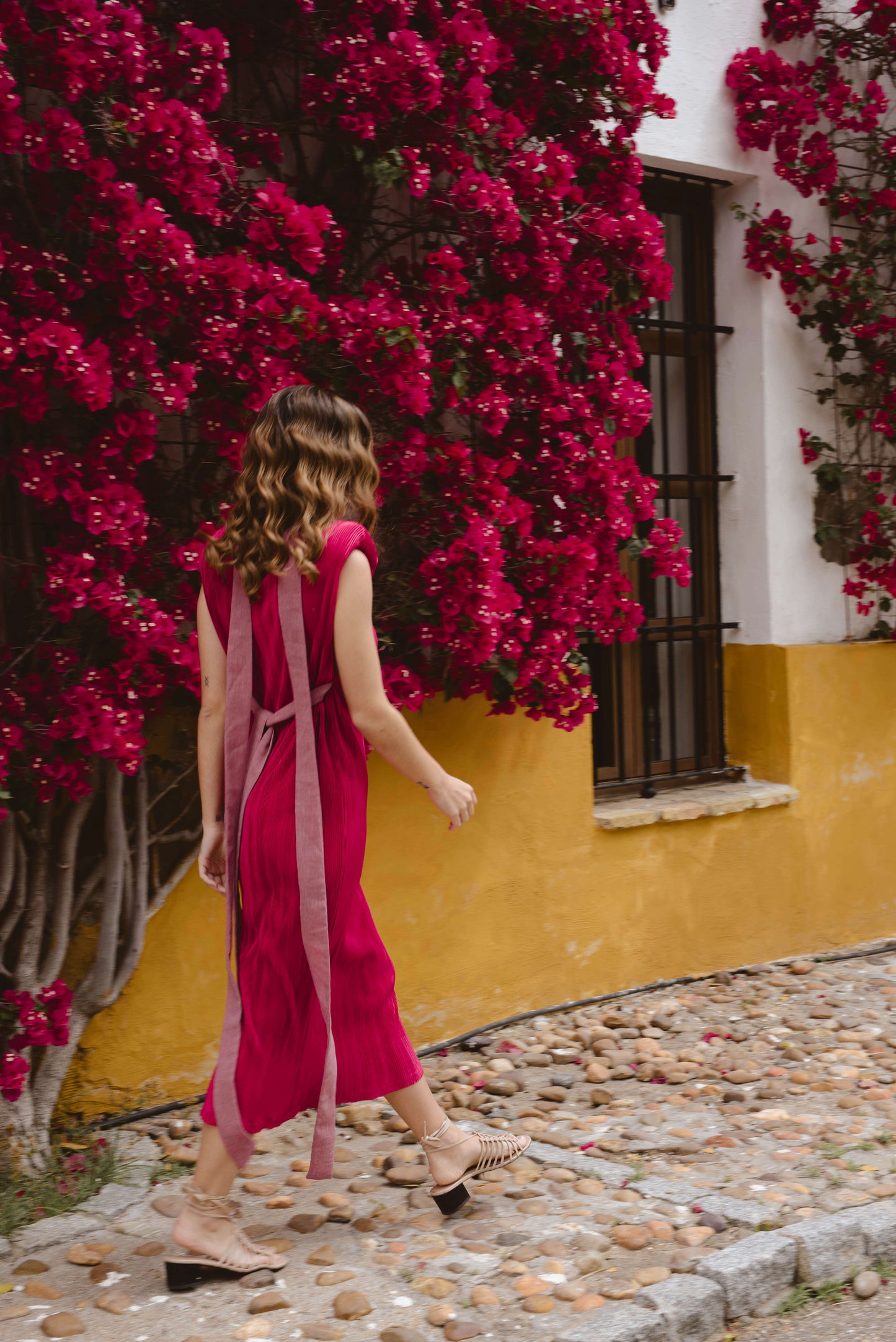 Vestido de invitada buganvilla