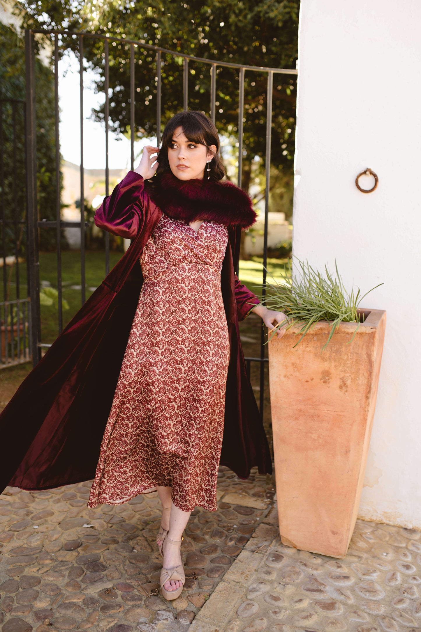 vestido invitada midi manga larga