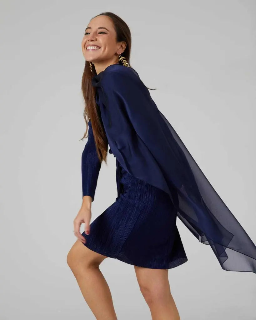 Panacea larga azul marina - capa para invitadas de boda