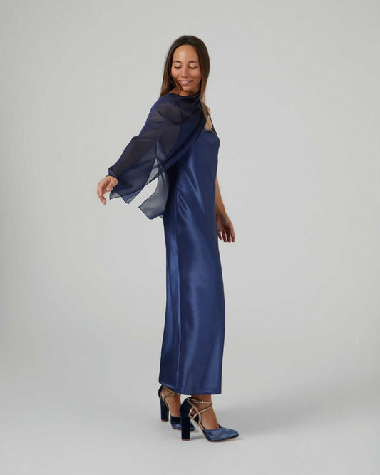 Capa gasa invitada azul corta