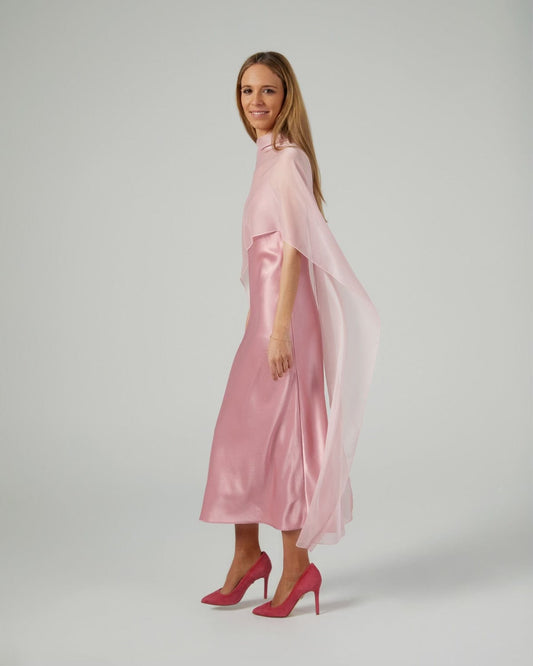 Capa gasa invitada rosa midi