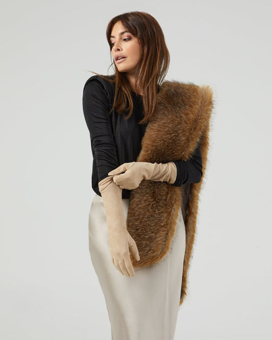 Guantes de antelina beige - Invitada boda capas_capicua