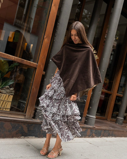 Poncho terciopelo marrón chocolate - Invitada de invierno