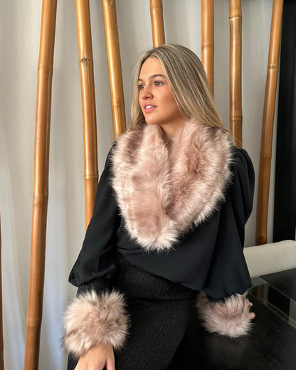 Puños de pelo nude EOS - Invitada invierno