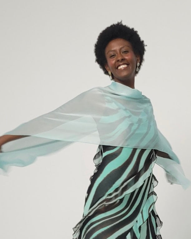 Capa azul aguamarina larga - Capa invitada