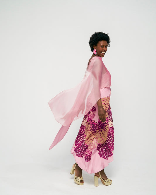 Capa para invitada de boda