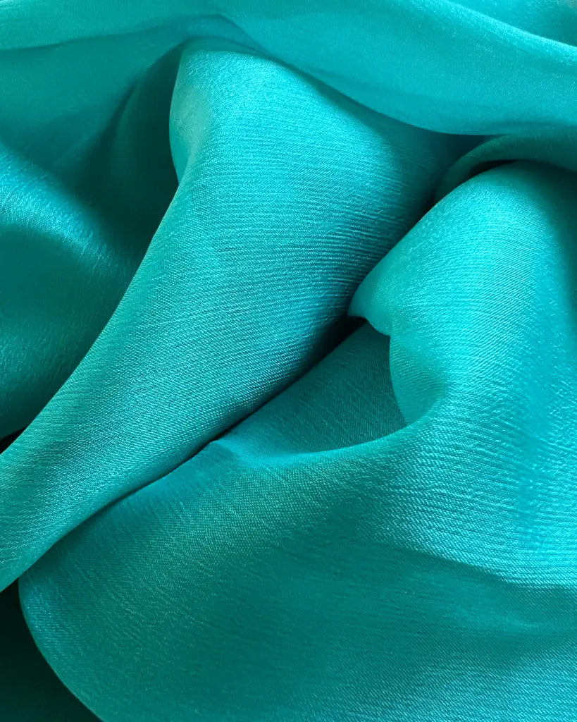 Capa azul turquesa larga - invitada