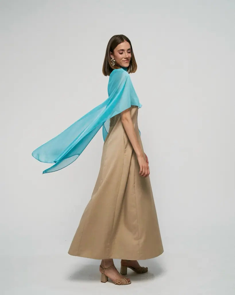 Capa azul turquesa larga - invitada