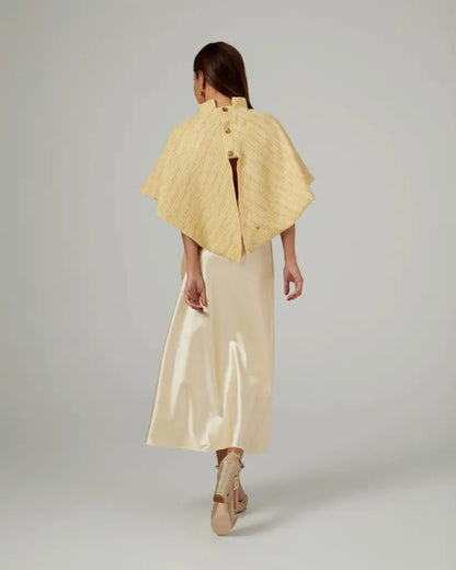 Capa chanel dorado amarillo - ed. - de invitada