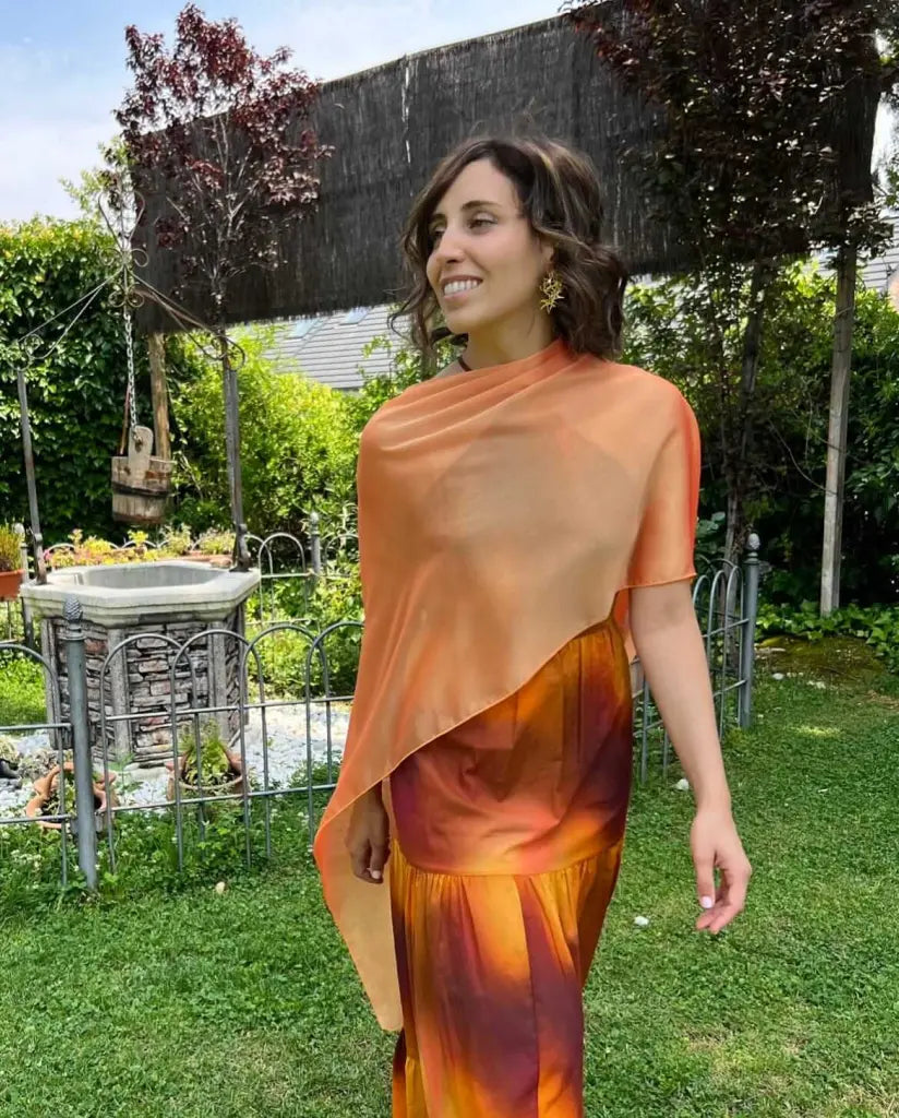 Capa naranja clara larga - invitada