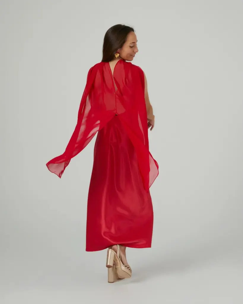 Capa roja larga - panacea - de invitada