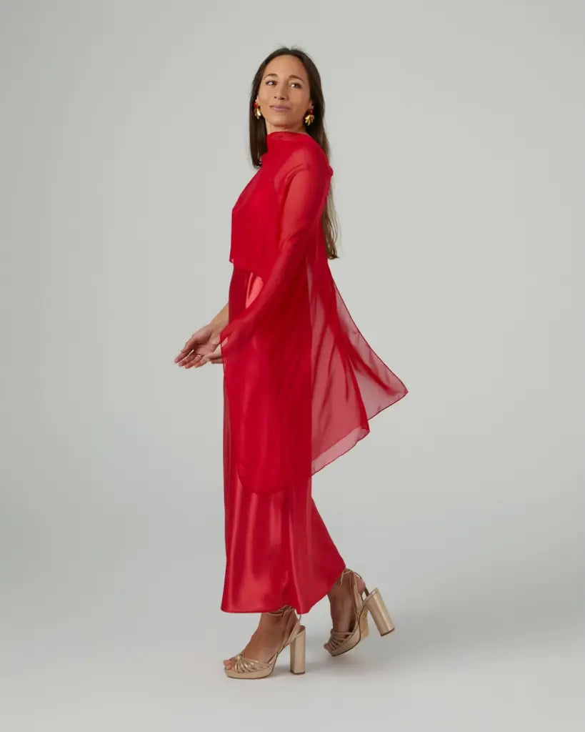 Capa roja larga - panacea - de invitada