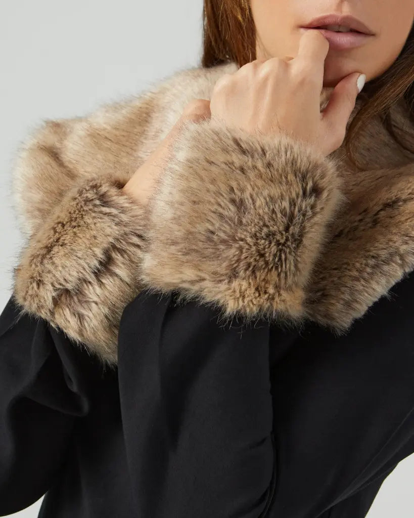 Eos puños pelo marrón - ropa y accesorios