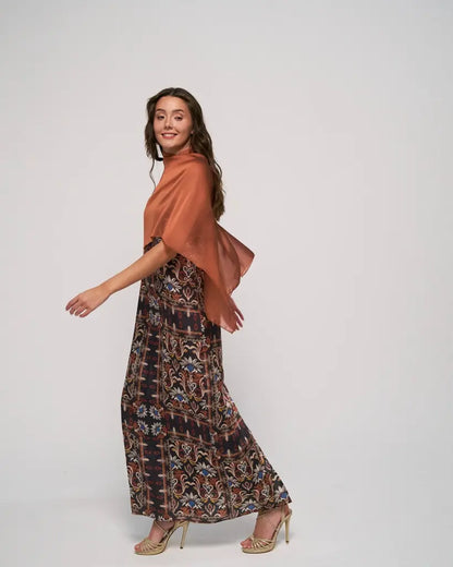 Panacea corta caramelo - capa para invitadas de boda - ropa