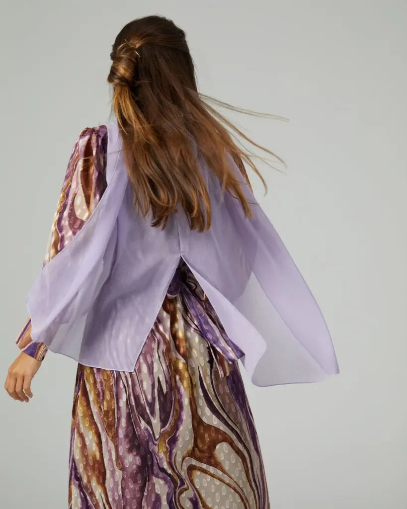 Panacea corta lavanda - capa para invitadas de boda - ropa