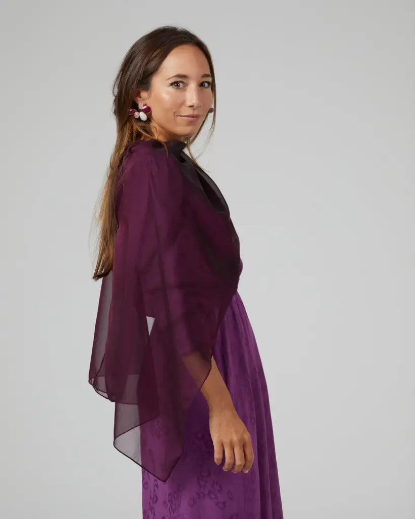 Panacea corta vino - capa para invitadas de boda - ropa