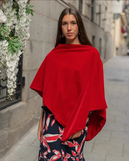 Poncho terciopelo rojo - invitada de invierno - ropa