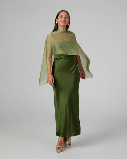 PANACEA corta verde pistacho - Capa para invitadas de boda capas_capicua